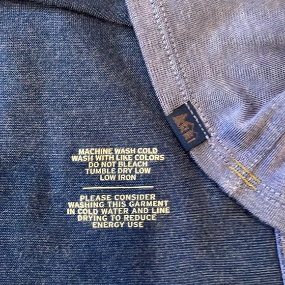 REI exercise yoga T-shirt size S - Picture 7 of 7